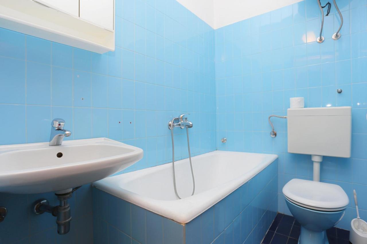 Apartments By The Sea Zivogosce - Blato, Makarska - 1057 Blato  外观 照片