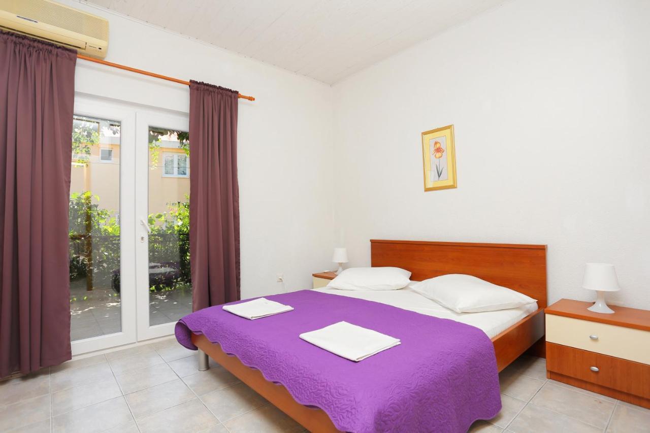Apartments By The Sea Zivogosce - Blato, Makarska - 1057 Blato  外观 照片