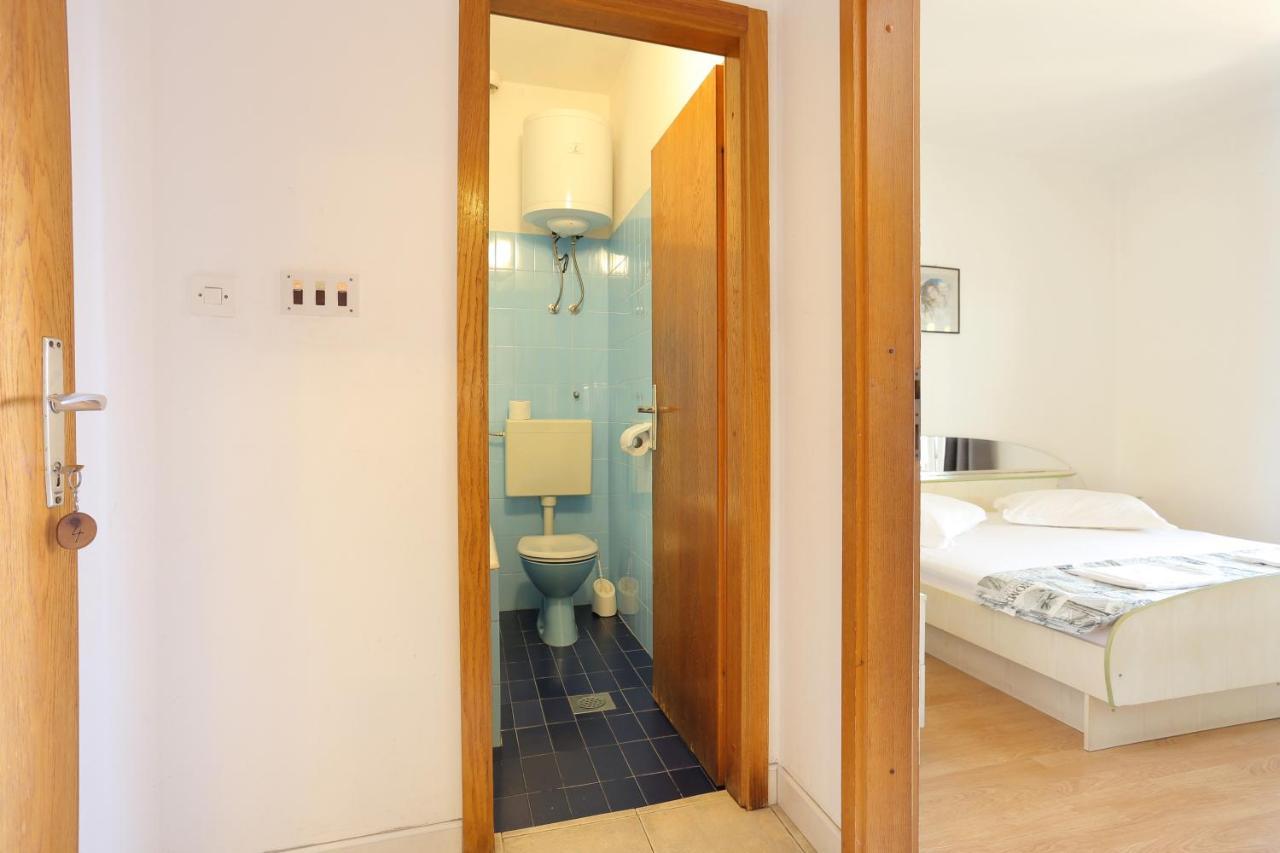 Apartments By The Sea Zivogosce - Blato, Makarska - 1057 Blato  外观 照片