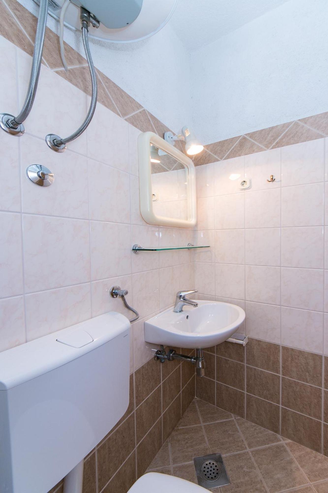 Apartments By The Sea Zivogosce - Blato, Makarska - 1057 Blato  客房 照片
